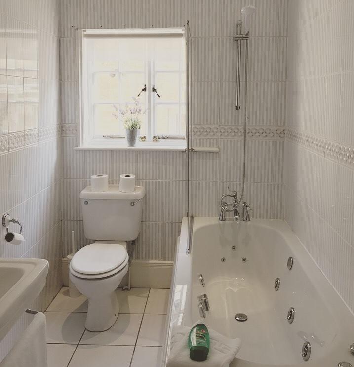 Wansford Country Lounge B&B Extérieur photo